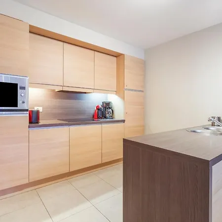 Luxury With Garden Close To The